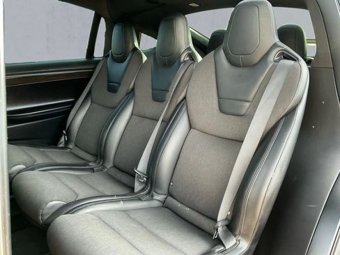 Used 2016 Tesla Model X Performance image 13