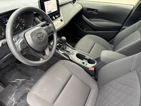Used 2023 Toyota Corolla LE image 10