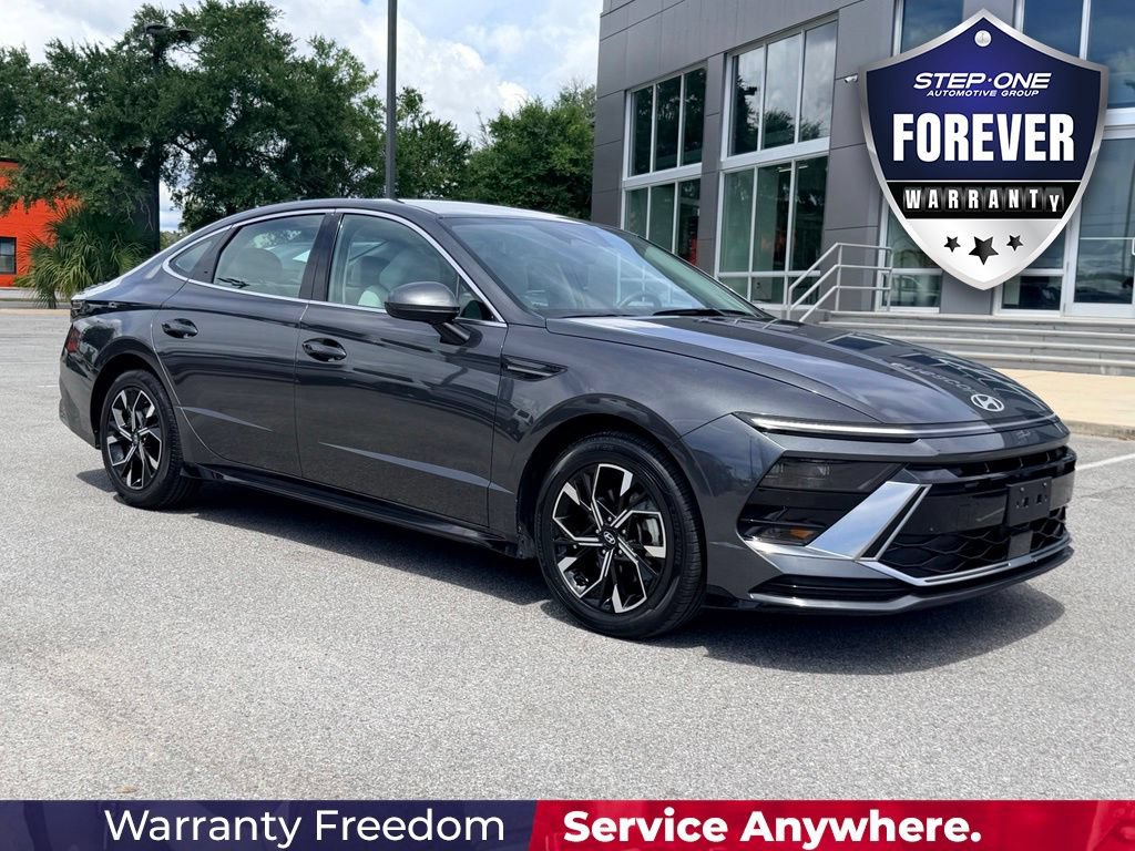 Used 2025 Hyundai Sonata SEL FWD image 8