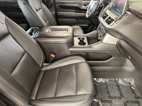 Certified 2024 Chevrolet Tahoe LT RWD image 14