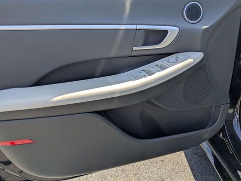 Used 2025 Hyundai Sonata SEL FWD image 15