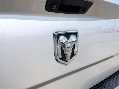 Used 2014 RAM 1500 Laramie w/ Convenience Group AWD/4WD image 27
