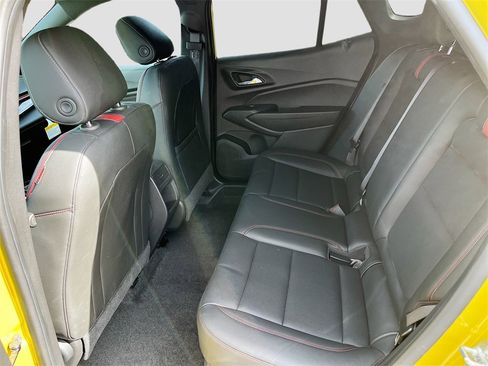 Used 2025 Chevrolet Trax RS w/ Driver Confidence Package image 24