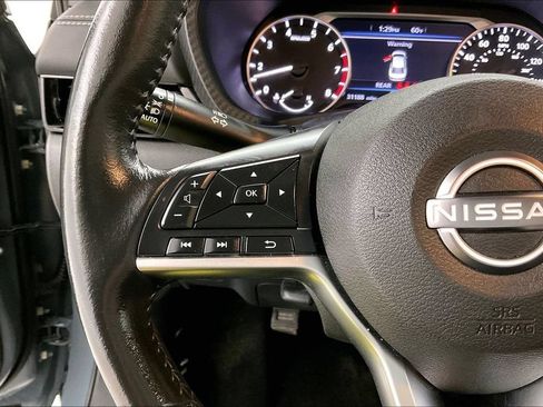 Used 2024 Nissan Sentra SV w/ All-Weather Package FWD image 10
