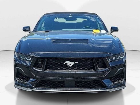 Used 2025 Ford Mustang Premium RWD image 8