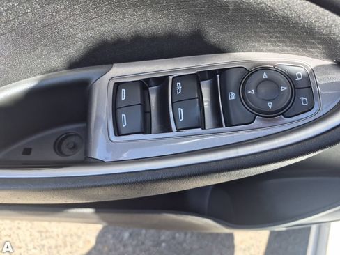 Used 2022 Chevrolet Malibu LT FWD image 17