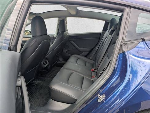 Used 2023 Tesla Model 3 Standard Range RWD image 21