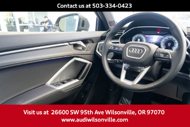 Used 2025 Audi Q3 2.0T Premium Plus w/ Premium Plus Package AWD/4WD image 11