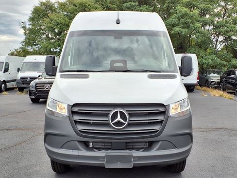 New 2025 Mercedes-Benz Sprinter 3500 image 2