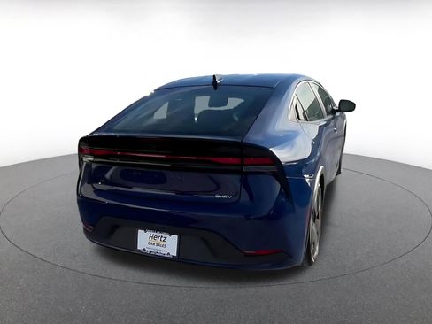 Used 2025 Toyota Prius LE image 12