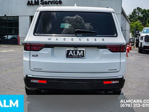 Used 2023 Jeep Wagoneer Series II image 11