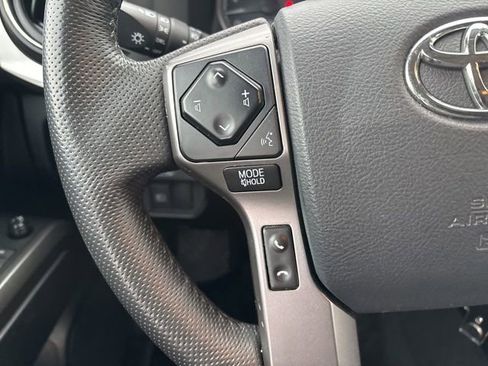 Certified 2019 Toyota Tacoma SR5 image 25