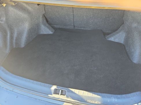 Used 2019 Toyota Corolla L image 31