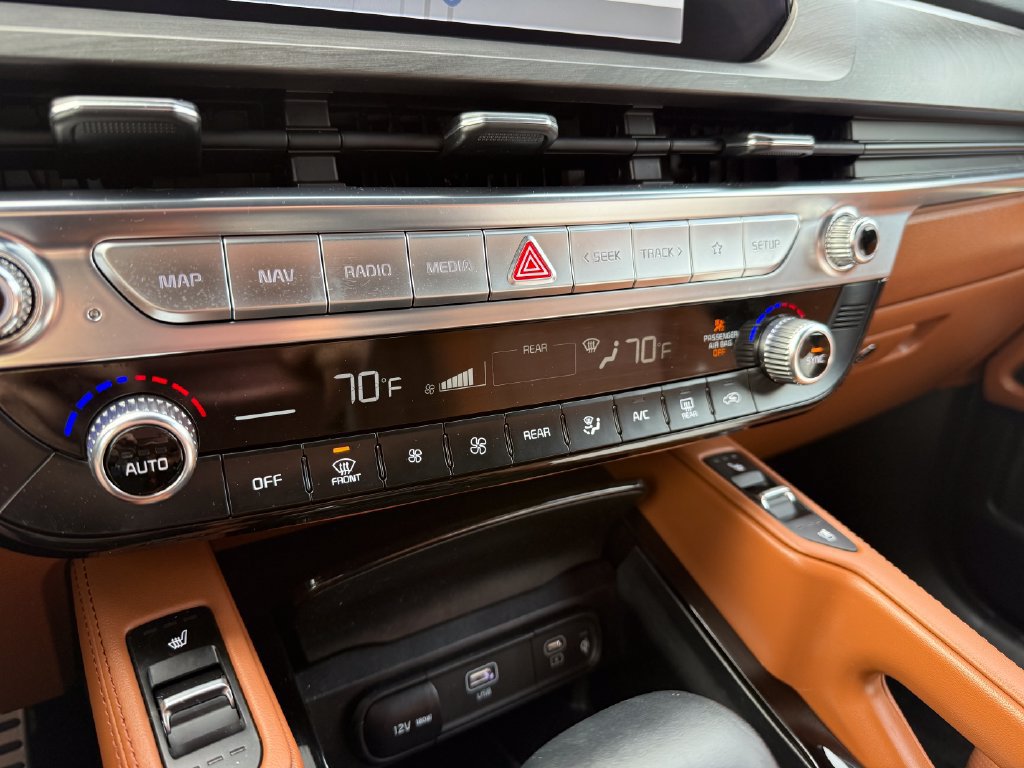 Certified 2024 Kia Telluride SX Prestige X-Pro AWD/4WD image 32