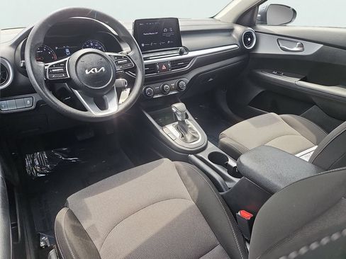 Certified 2023 Kia Forte LXS FWD image 11