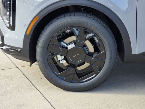 New 2026 Kia Sportage X-Line w/ X-Line Technology Package AWD/4WD image 9