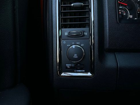 Used 2015 RAM 1500 Sport w/ Ignition Orange Sport Package image 25