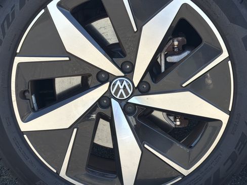 Used 2023 Volkswagen ID.4 Pro S RWD image 13