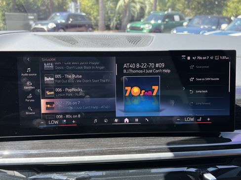 Used 2025 BMW X5 sDrive40i w/ M Sport Package RWD image 23