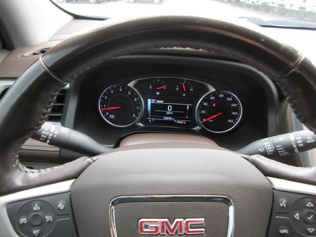 Used 2018 GMC Acadia SLT FWD image 32