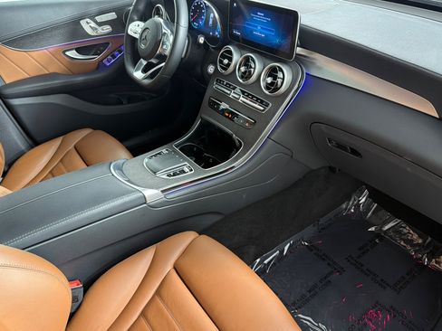 Used 2023 Mercedes-Benz GLC 300 4MATIC Coupe image 15