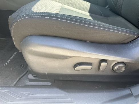Used 2024 Subaru Outback Premium AWD/4WD image 39