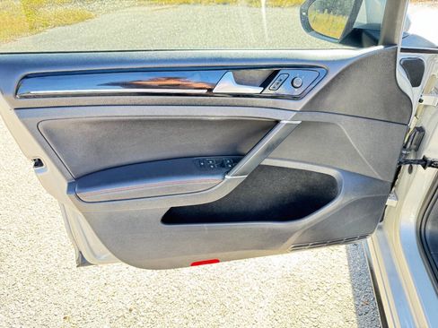 Used 2016 Volkswagen GTI Autobahn w/ Lighting Package (SEL) image 39