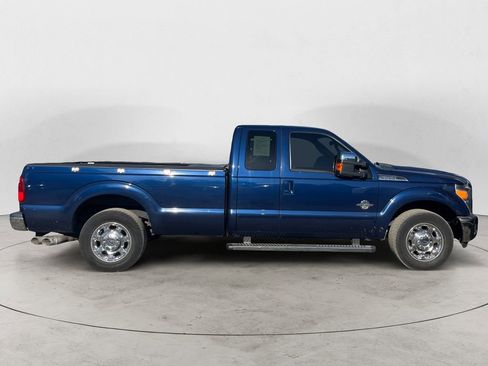 Used 2012 Ford F250 Lariat w/ Chrome Pkg RWD image 3