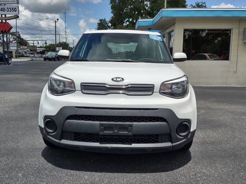 Used 2017 Kia Soul w/ Convenience Package image 2