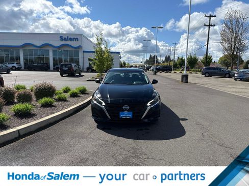 Used 2024 Nissan Altima 2.5 SV image 6