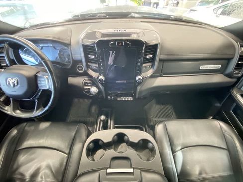 Used 2014 RAM 1500 Laramie image 22