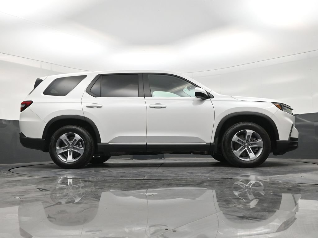 Used 2025 Honda Pilot EX-L image 25