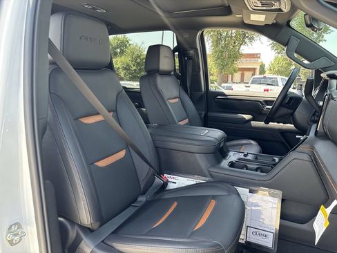 Used 2026 GMC Sierra 2500 AT4 w/ AT4 Premium Plus Package AWD/4WD image 26
