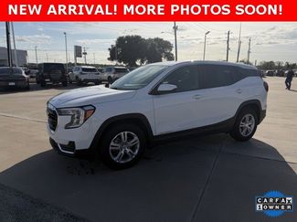 Used 2024 GMC Terrain SLE video 2