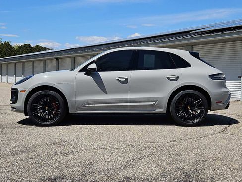 Certified 2022 Porsche Macan GTS AWD/4WD image 3