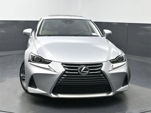 Used 2017 Lexus IS 200t w/ Premium Package image 37