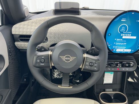 New 2026 MINI Cooper 2-Door Hardtop FWD image 17
