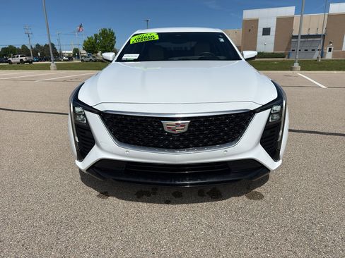 Used 2025 Cadillac CT5 Premium Luxury RWD image 7