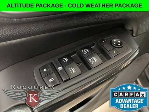 Used 2020 Jeep Cherokee Latitude Plus AWD/4WD image 19