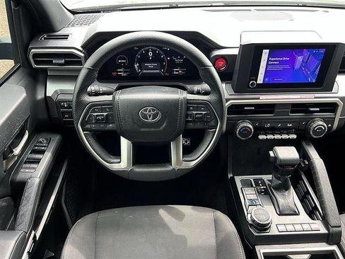 Used 2024 Toyota Tacoma TRD Sport image 21