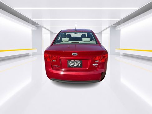 Used 2011 Kia Forte EX FWD image 5