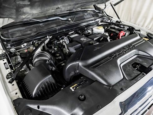 Used 2020 RAM 3500 Limited image 65