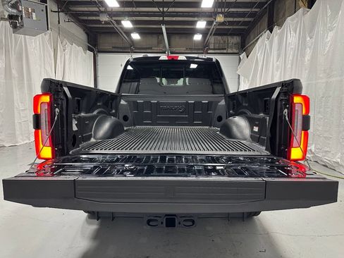 Used 2026 Ford F250 Platinum AWD/4WD image 48