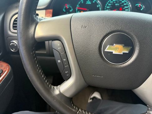 Used 2013 Chevrolet Avalanche LS w/ All-Star Edition image 18