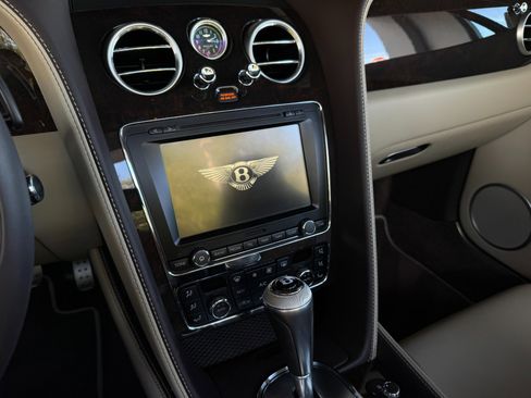 Used 2015 Bentley Continental GT image 36