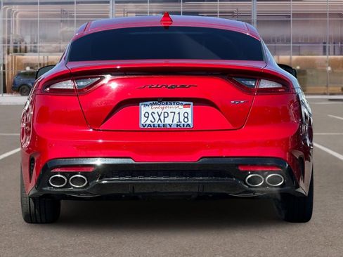 Used 2018 Kia Stinger GT2 image 5