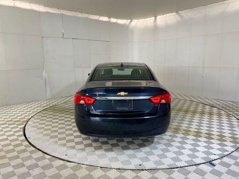 Used 2014 Chevrolet Impala LT FWD image 10