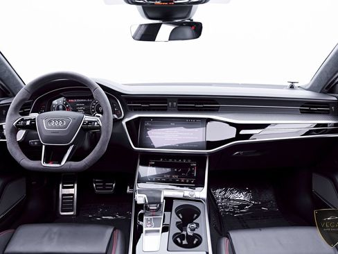 Used 2024 Audi RS 7 Performance AWD/4WD image 73