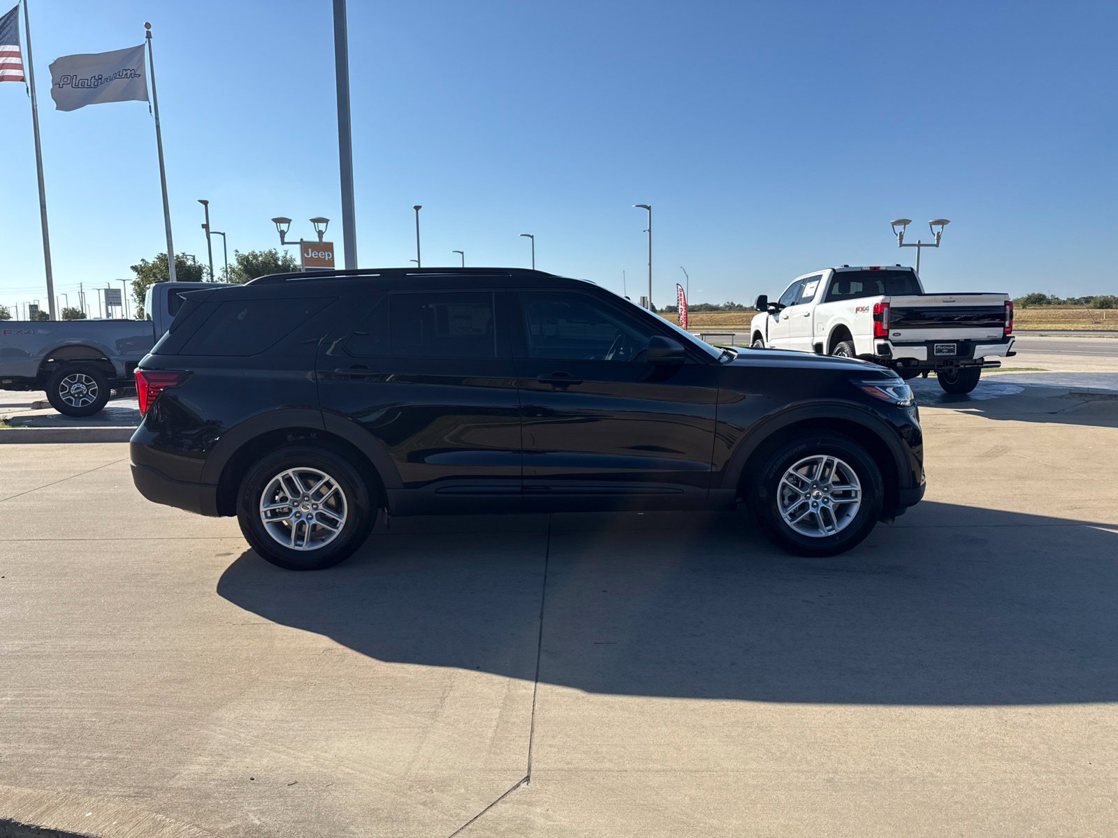 New 2026 Ford Explorer Active w/ Active Comfort Package RWD image 7
