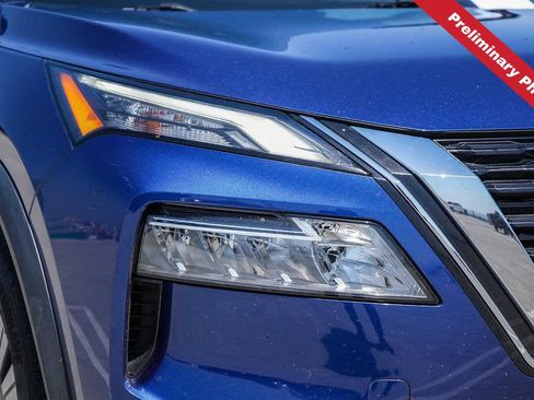 Used 2023 Nissan Rogue SV FWD image 4
